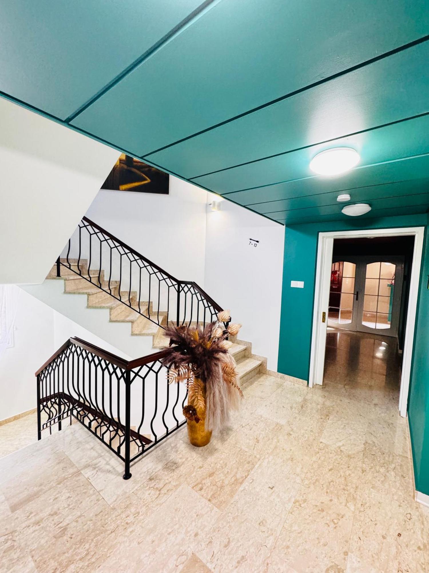 Apartman Modern Studionr3 Kitchen Bathroom Terrace *